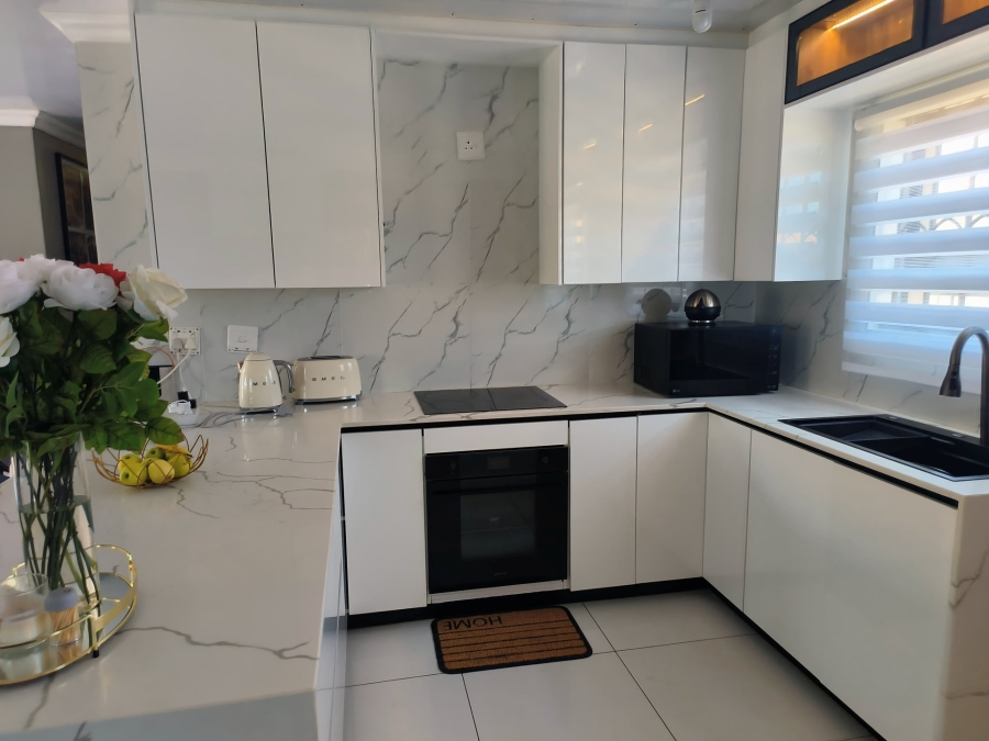 3 Bedroom Property for Sale in Ellaton North West